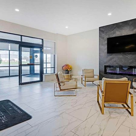 The Lux Hotel & Conference Center, Ascend Hotel Collection Waterloo Interior foto
