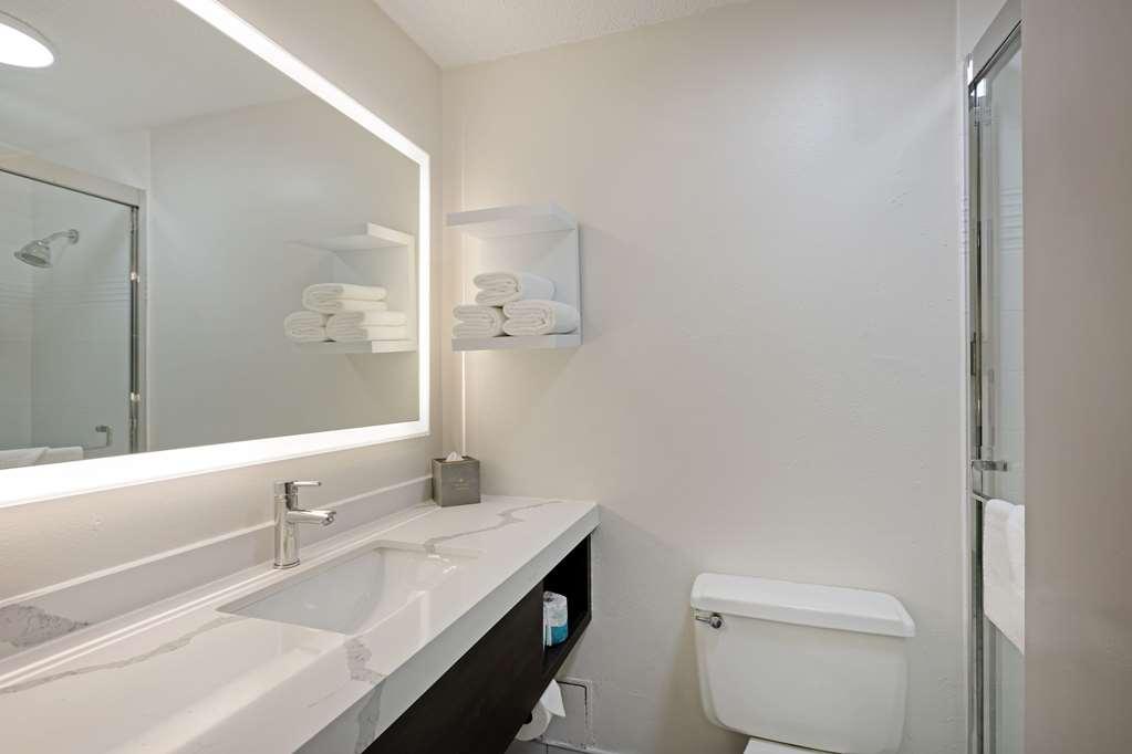 The Lux Hotel & Conference Center, Ascend Hotel Collection Waterloo Cameră foto